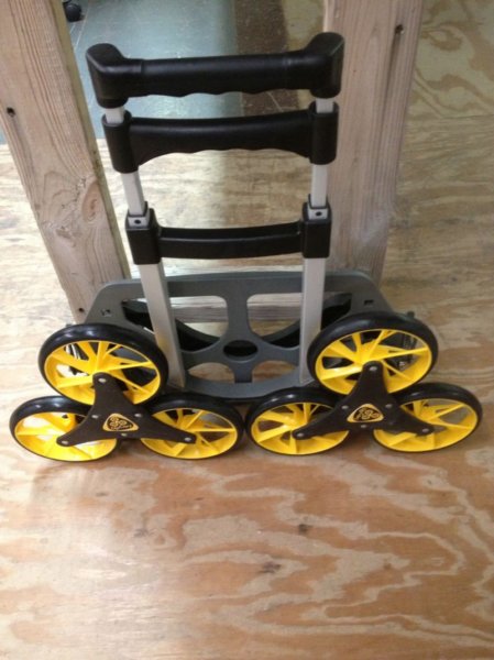 misc4collapsible2wheeldolly.jpg