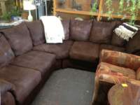 furniture12a2pcsectional_small.jpg
