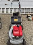 hondahr215mower1_small.jpg