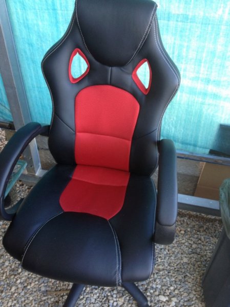 officechair.jpg